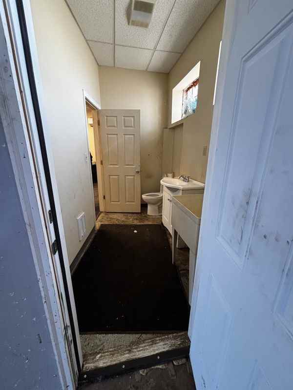 505 Lynn St ##A - Photo 6 of 9