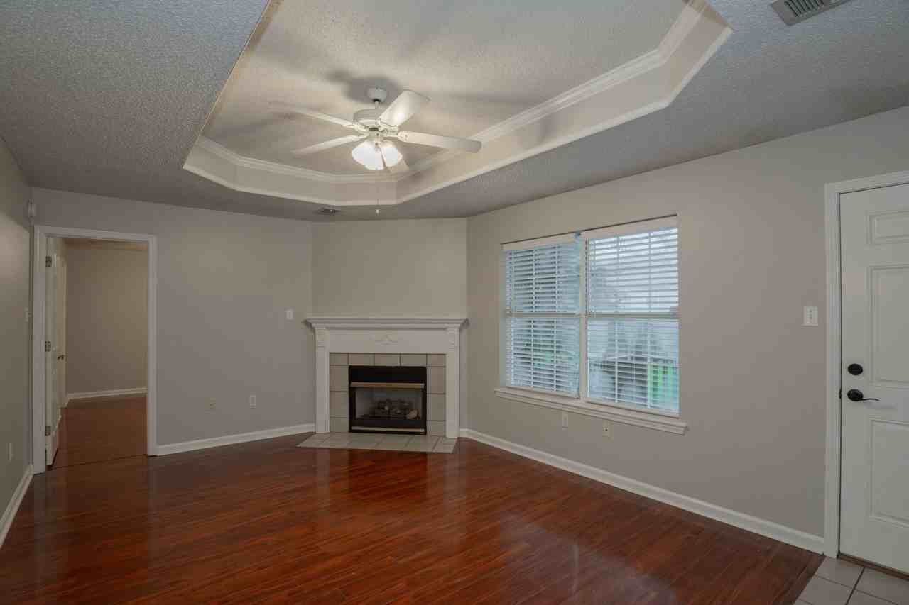 29 Azalea Dr - Photo 3 of 36