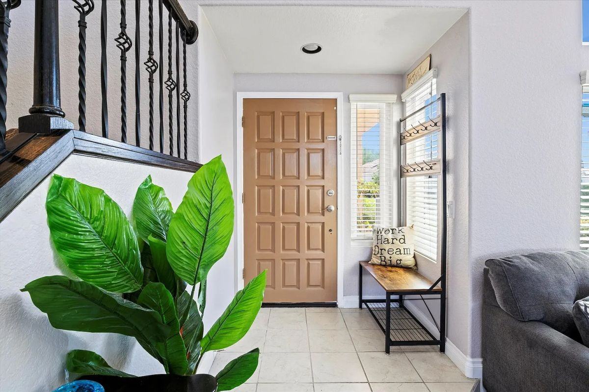 3718 Via Las Villas - Photo 3 of 18