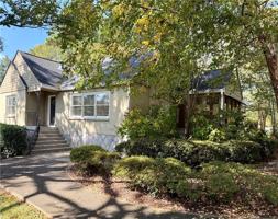 featured image of 510 Montgomery Ferry Rd Ne