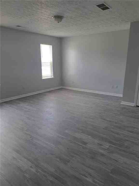 3259 Meadow Point Dr - Photo 4 of 47