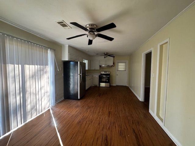 209 Starlight Dr - Photo 3 of 13