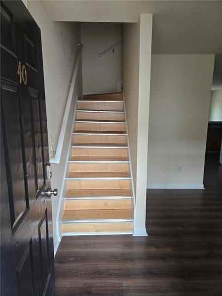 40 Middlebrook Dr - Photo 2 of 18