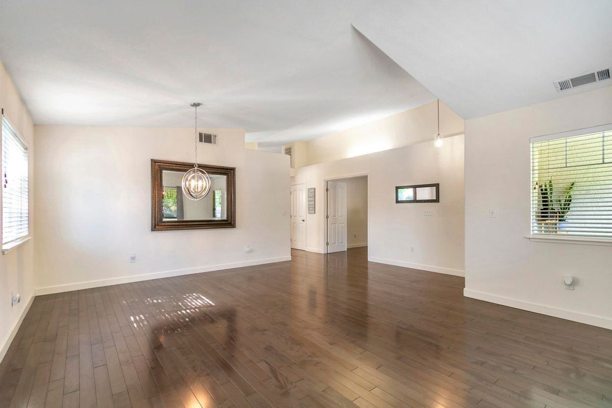 3257 Vista Del Lago Way - Photo 3 of 46