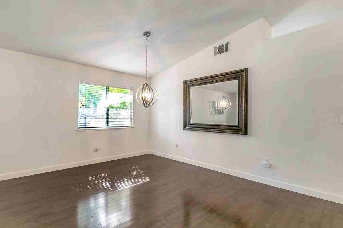 3257 Vista Del Lago Way - Photo 7 of 46