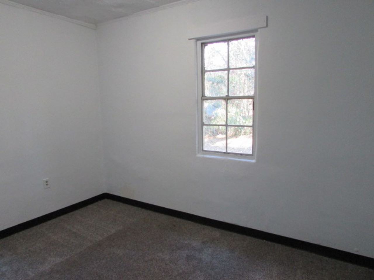 28 Burgess Ct - Photo 7 of 7