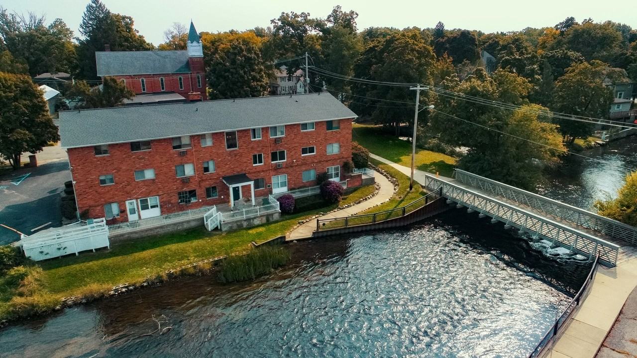 Riverside (Albion 64 LLC) - Photo 3 of 10