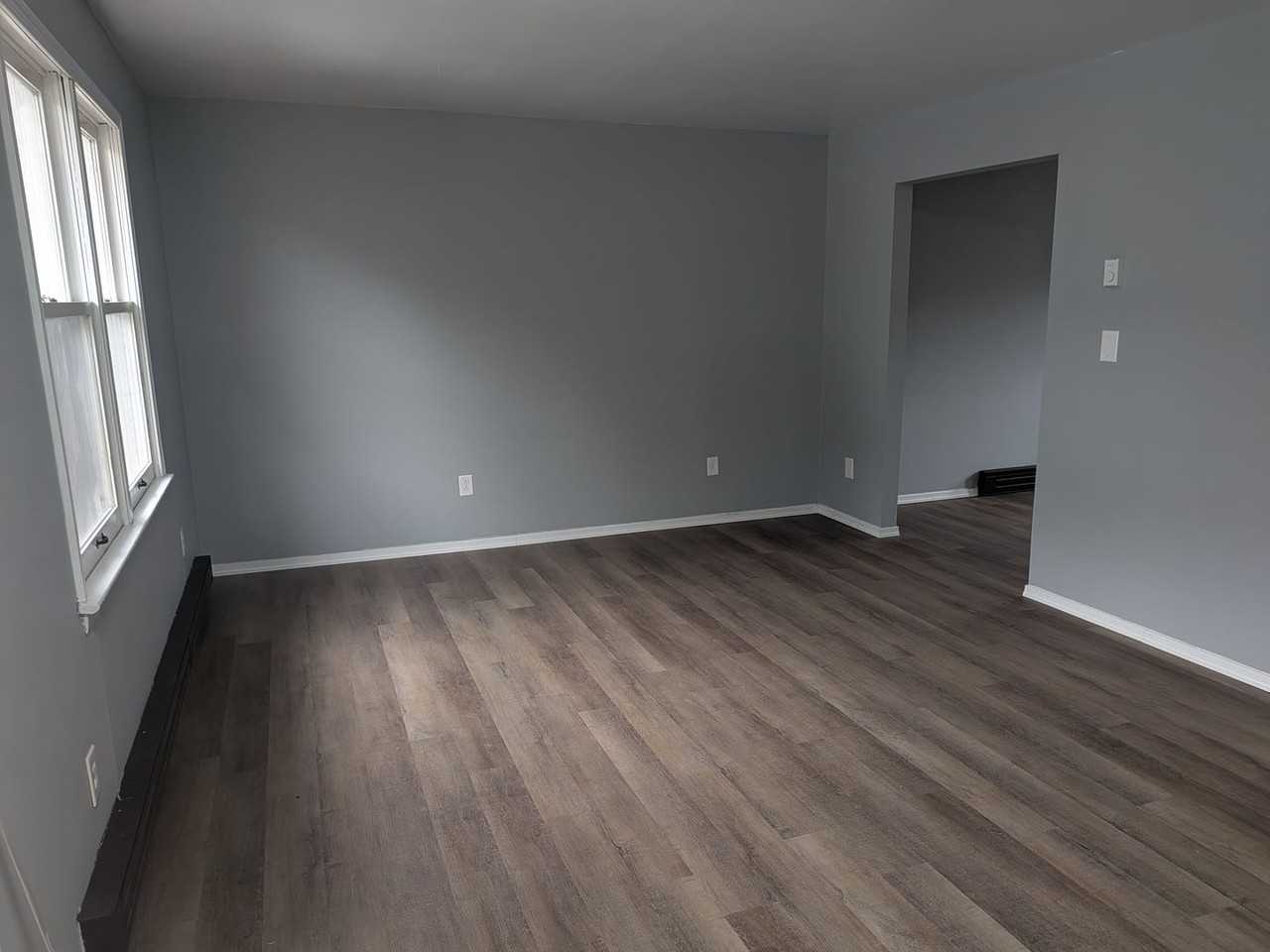 424 Jones St - Photo 7 of 9