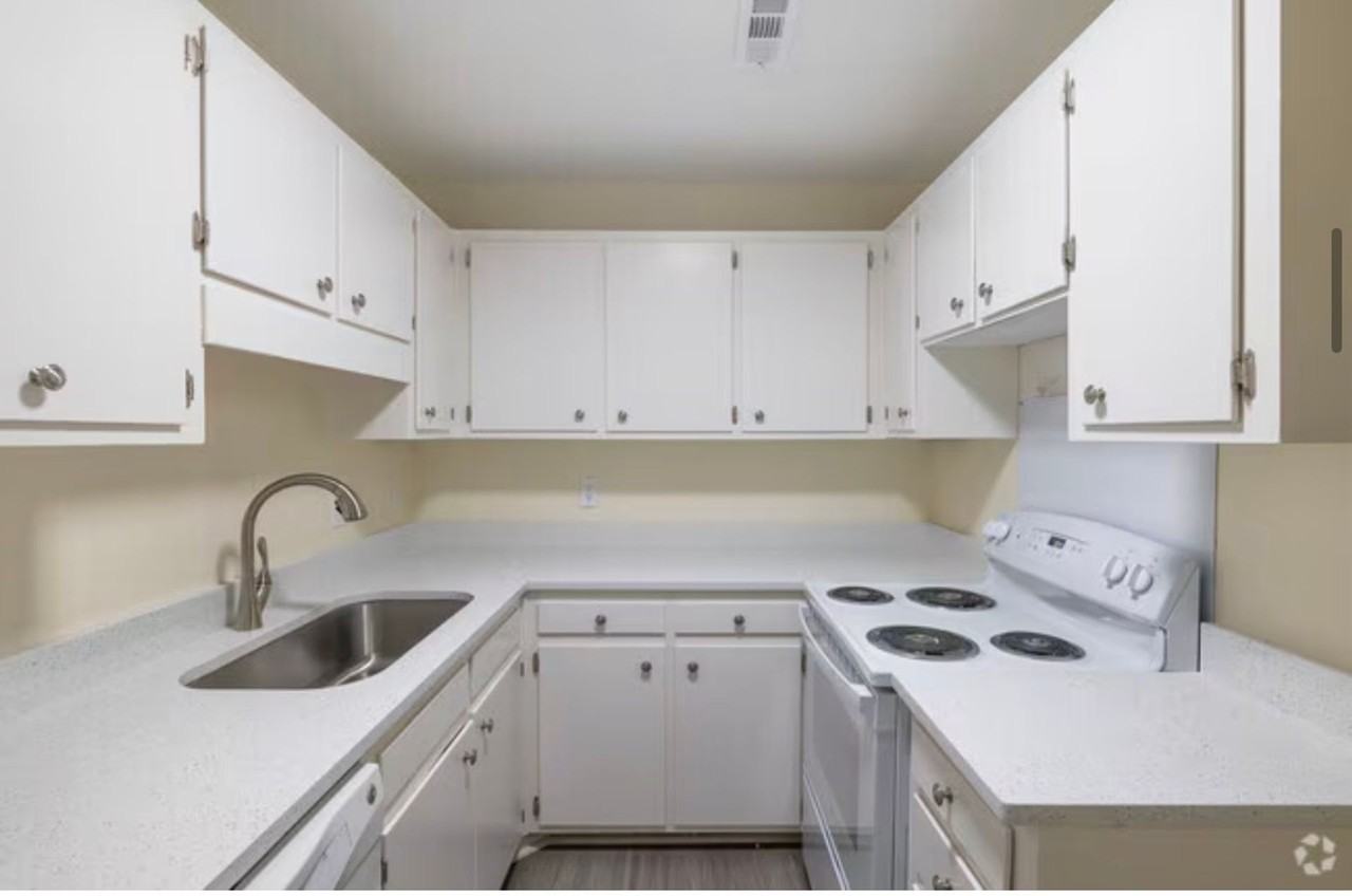 900 E Estates Blvd #910A - Photo 7 of 12