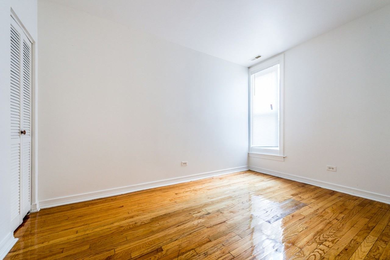 6230 S Artesian Ave Chicago, IL 60636 - Photo 3 of 15