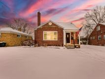 203 Pare St - Photo 1 of 1