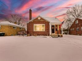 featured image of 203 Pare St