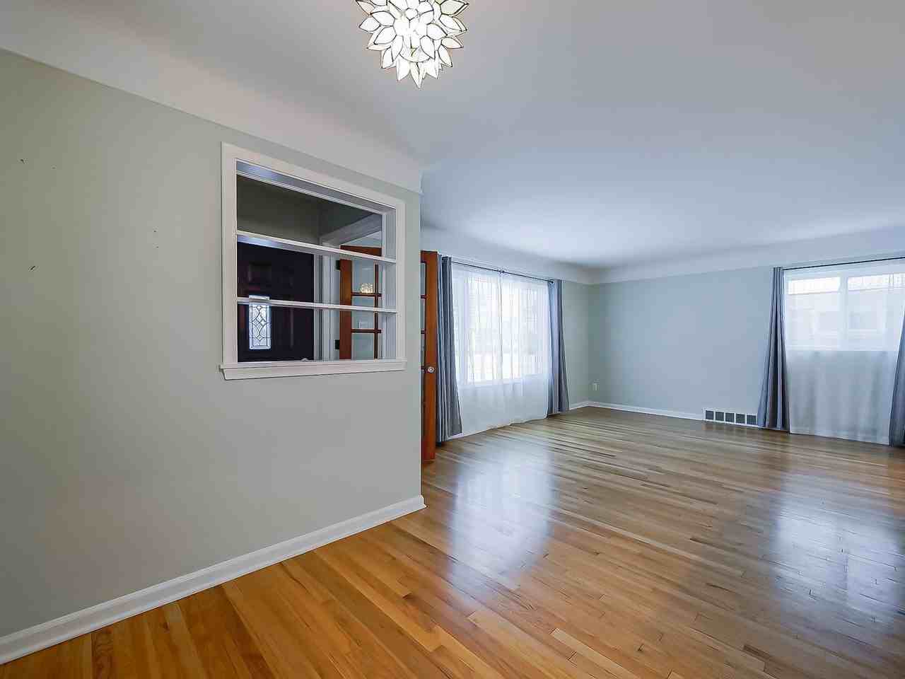 203 Pare St - Photo 3 of 50