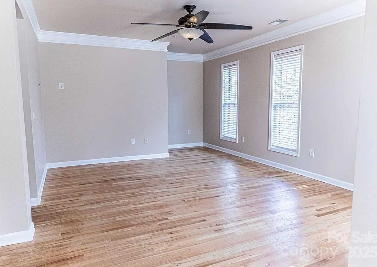 2092 Ayrsley Town Blvd - Photo 7 of 24