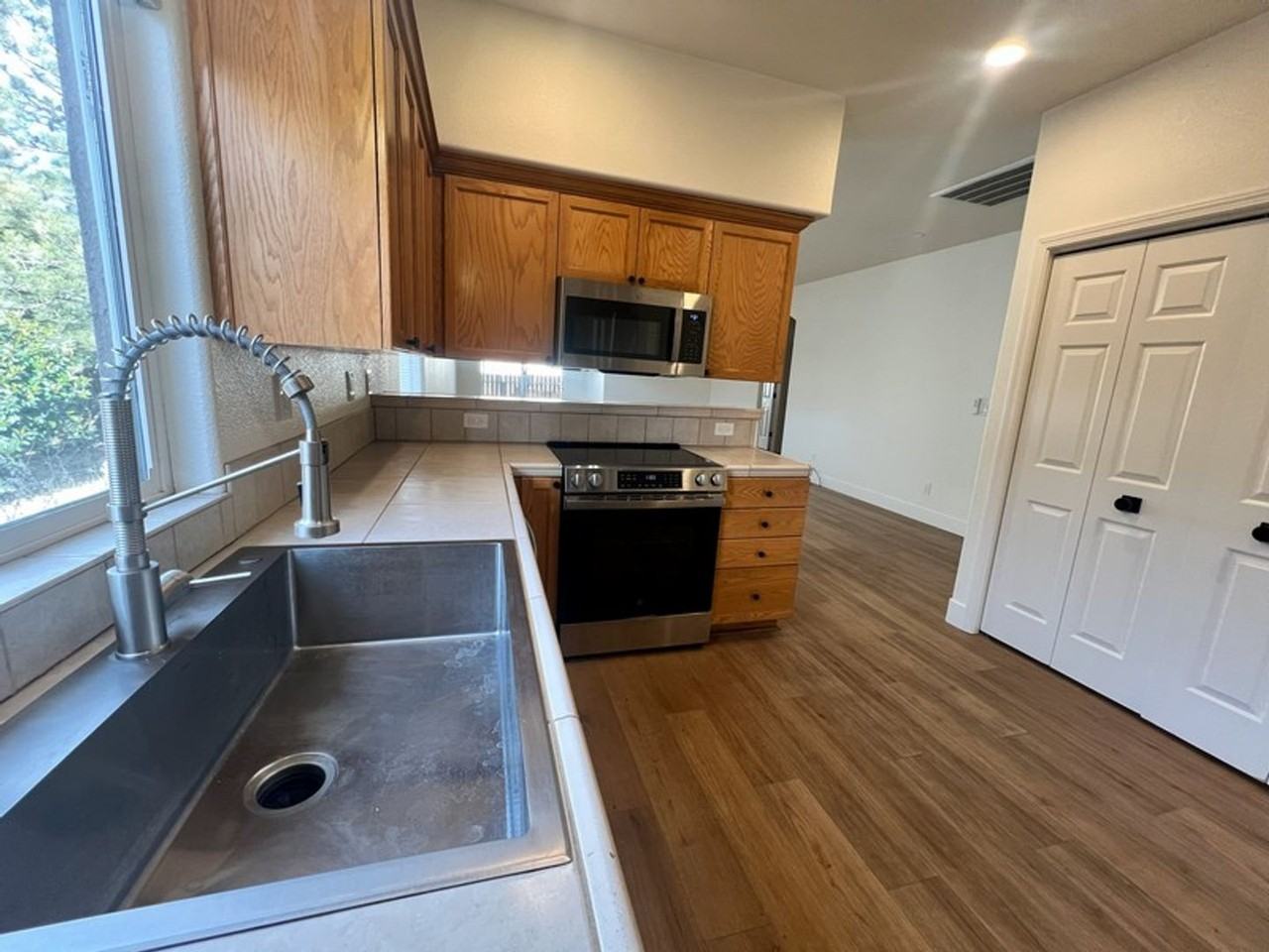 256 Cruden Bay Dr - Photo 6 of 21