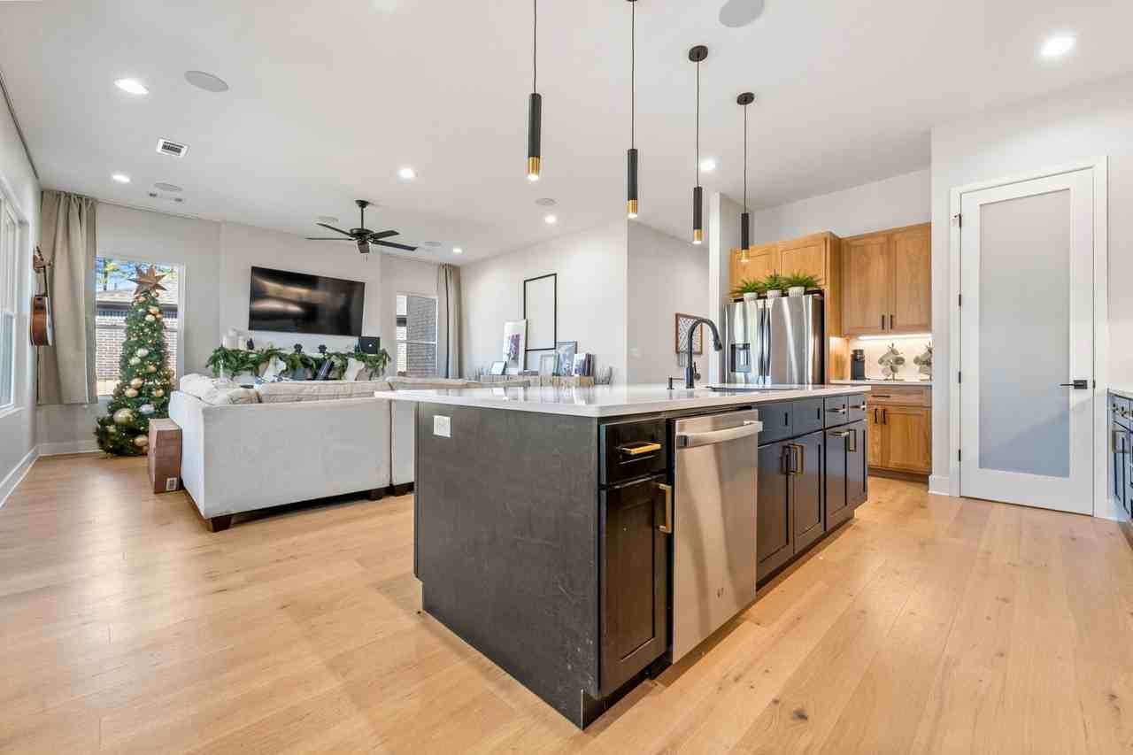 345 Fletcher Loop - Photo 7 of 30