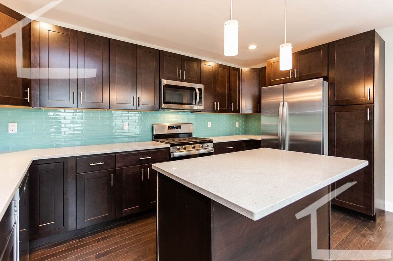 474 Fulton St - Photo 5 of 24