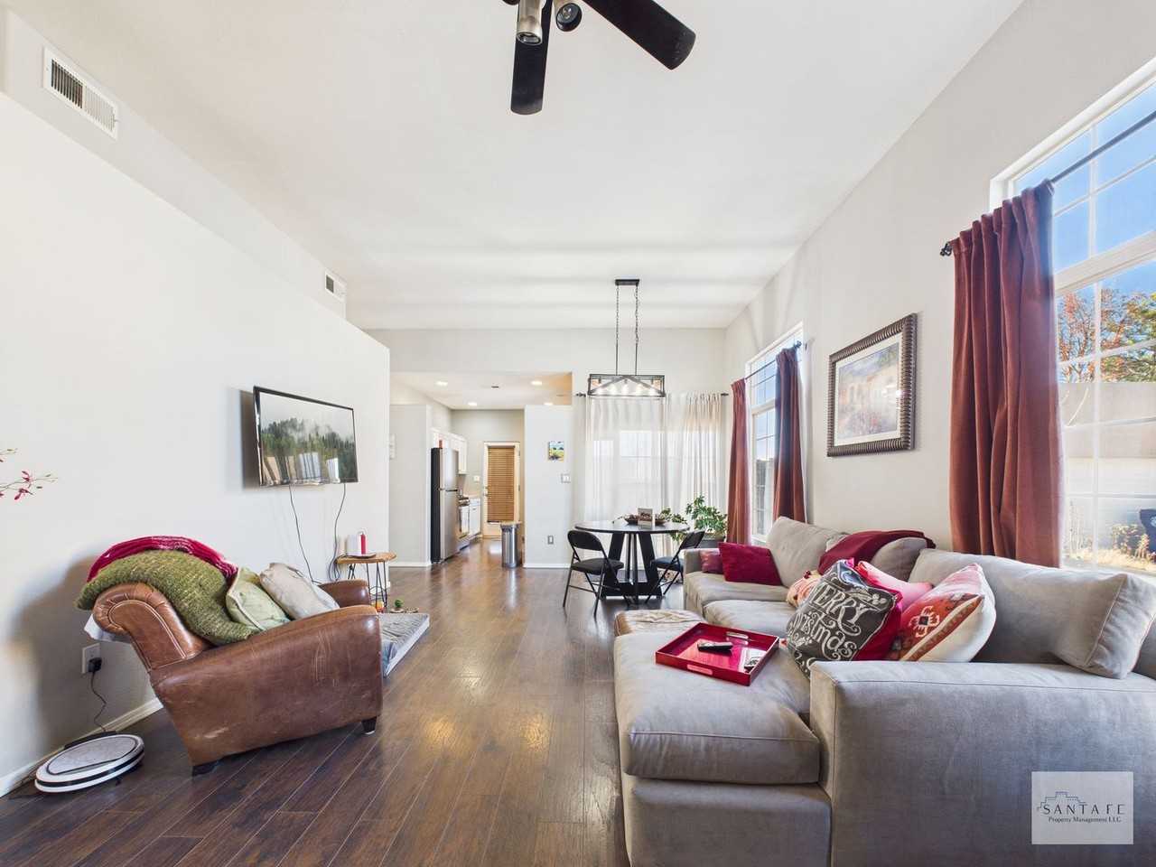 4129 New Moon Cir - Photo 4 of 16