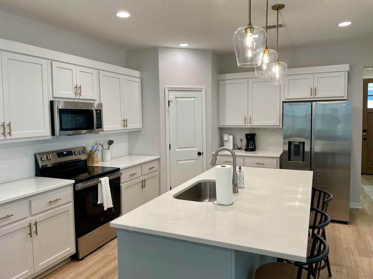 350 Sunflower Ln - Photo 4 of 21