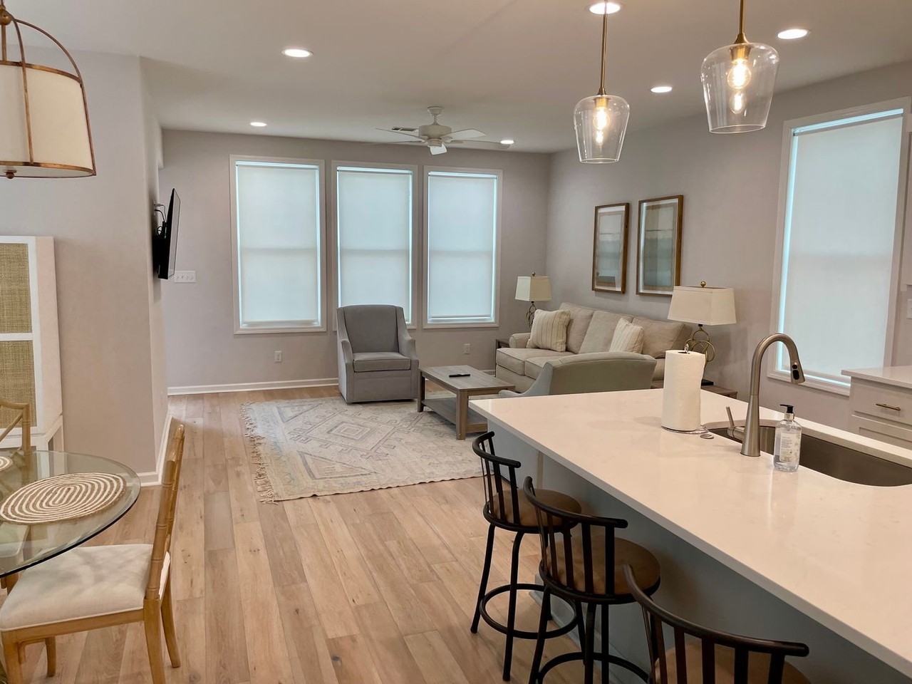 350 Sunflower Ln - Photo 7 of 21