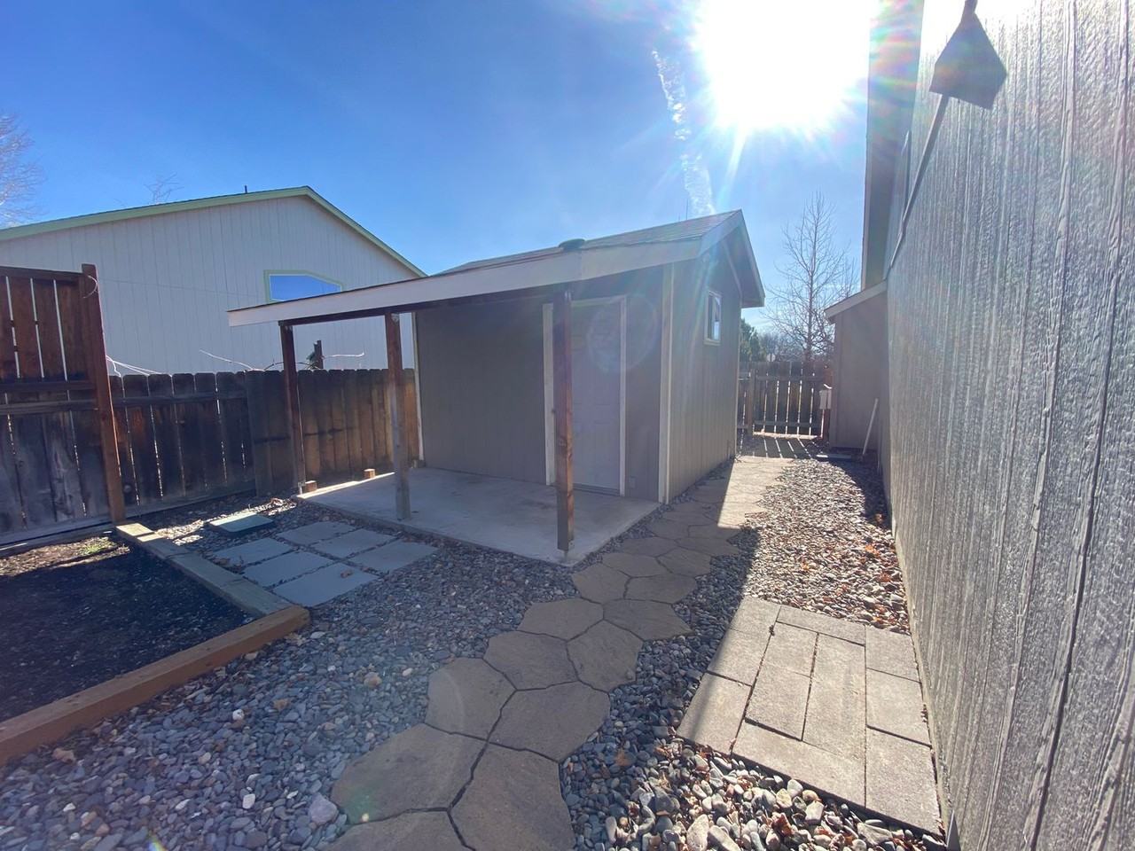 1561 Nw Spruce Ave - Photo 7 of 23