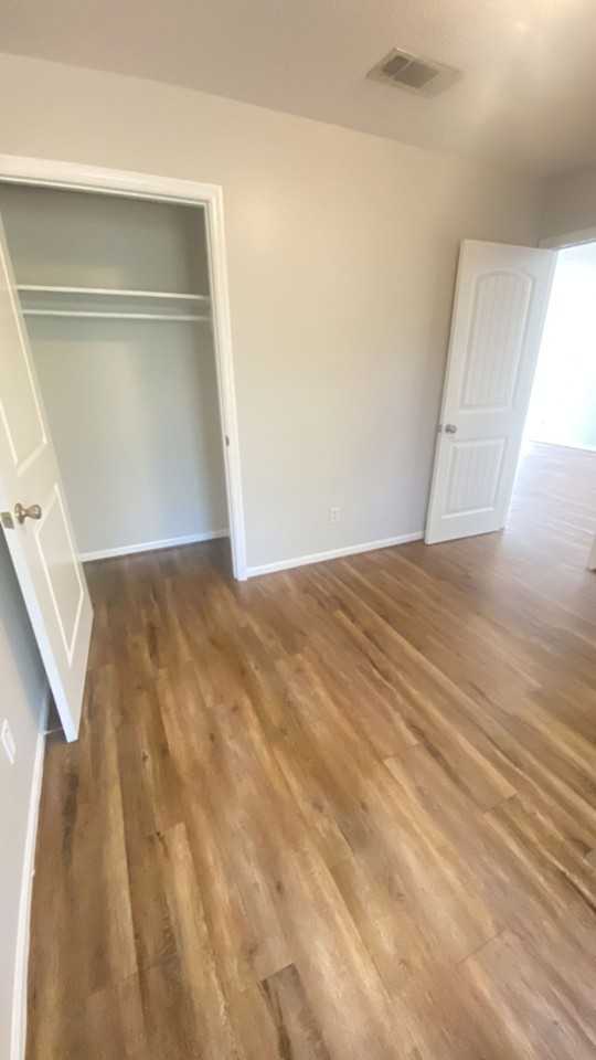 1801 45th St. - Photo 4 of 8