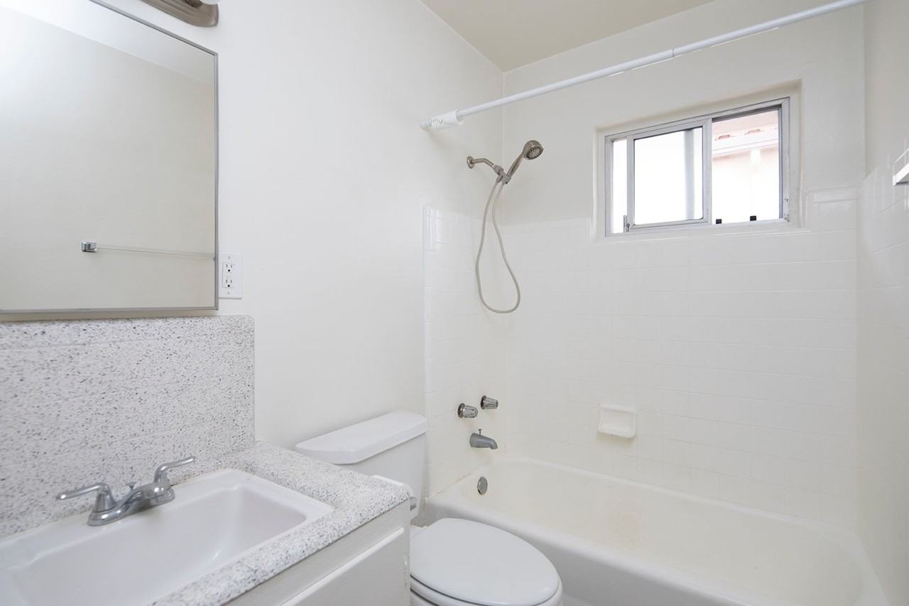 543 F Ave - Photo 6 of 12