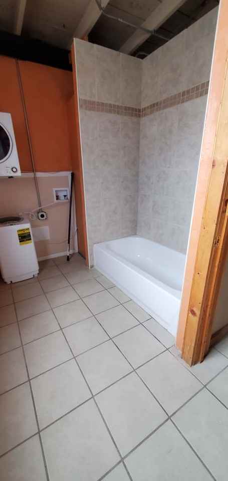 919 1/2 New York Ave #D - Photo 6 of 26