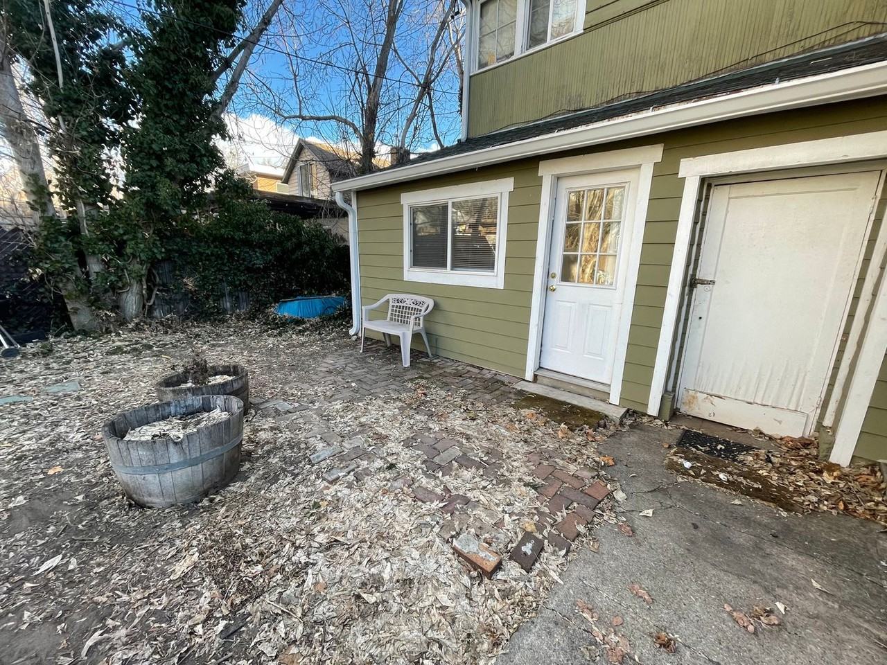 815 E 1st Ave #2 - Photo 6 of 12