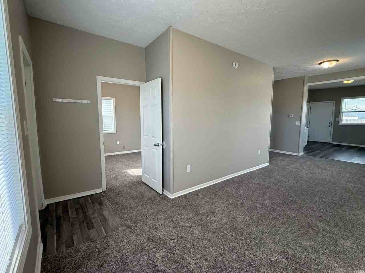 1724 Avenue A - Photo 2 of 10