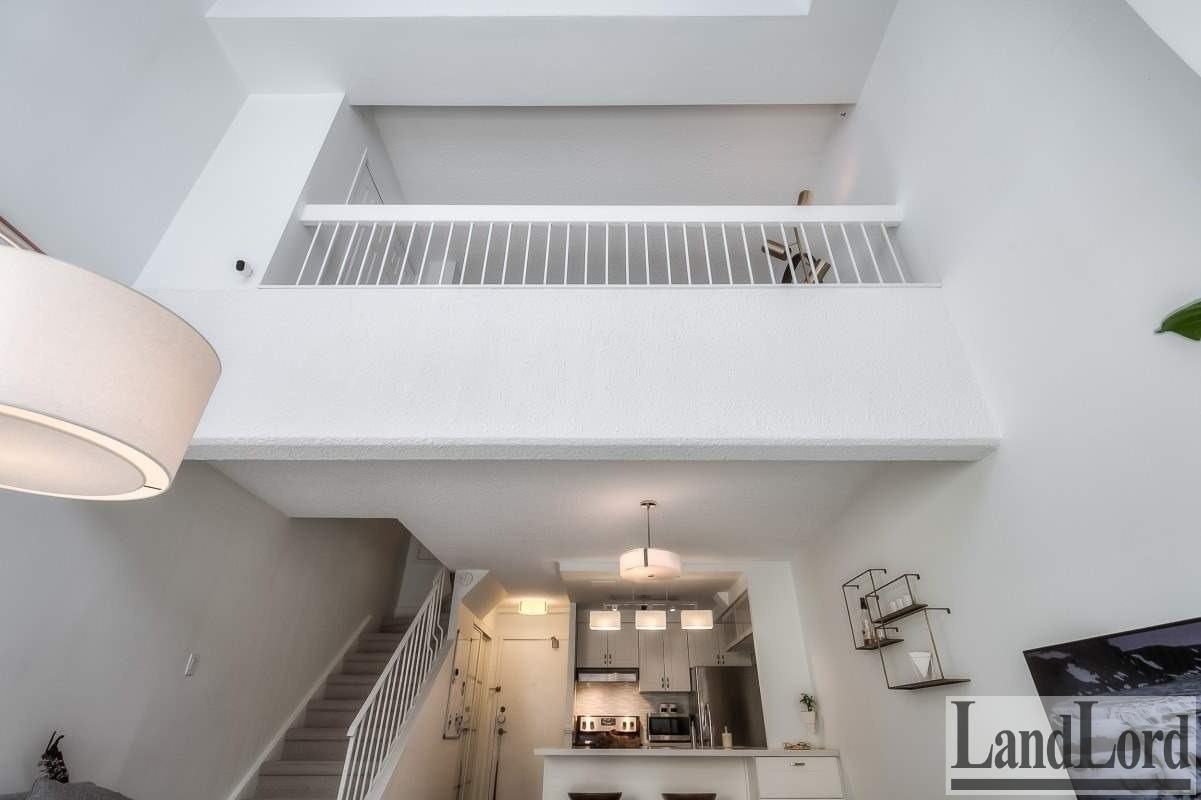 60 Saint Patrick St #233 - Photo 5 of 19