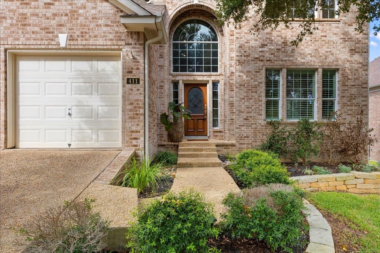 411 Cadence Hl - Photo 6 of 44