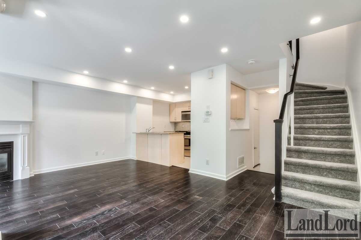 60 Joe Shuster Way #312 - Photo 5 of 26