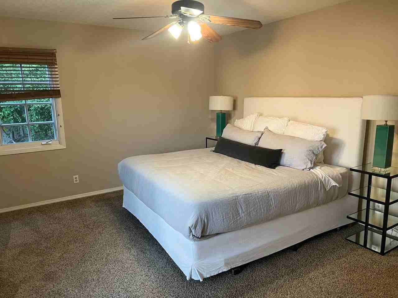 1111 E Cota St - Photo 4 of 11