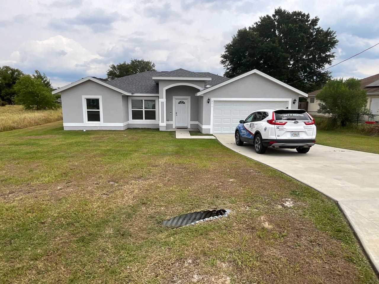 211 Locust Pass Crse - Photo 2 of 18