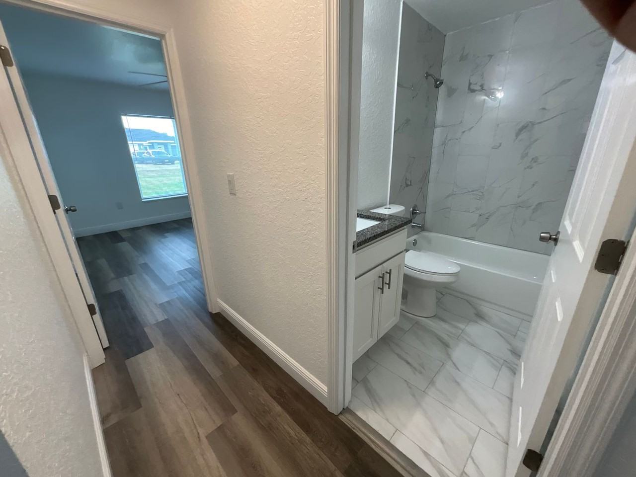 211 Locust Pass Crse - Photo 7 of 18