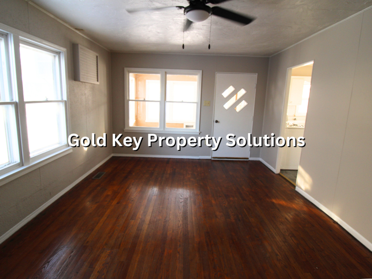 2413 Central Ave - Photo 6 of 20