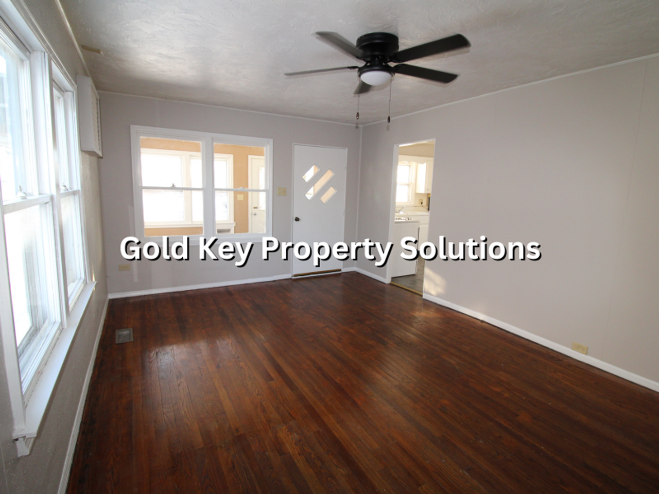 2413 Central Ave - Photo 7 of 20