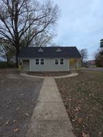 featured image of 1315 N Boston Pl