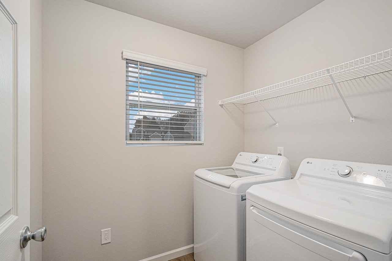 36 Mill Creek Ave - Photo 7 of 23