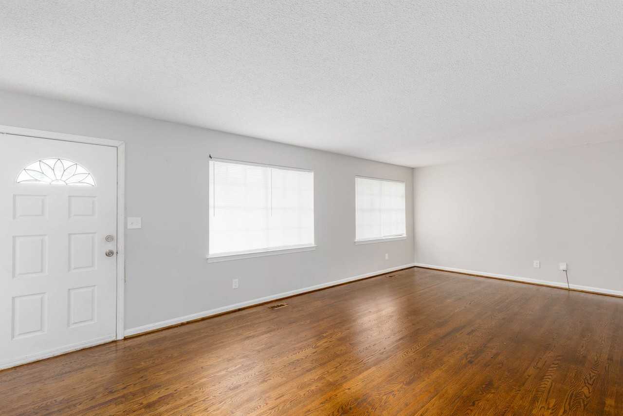 7232 Naples Ave - Photo 7 of 22