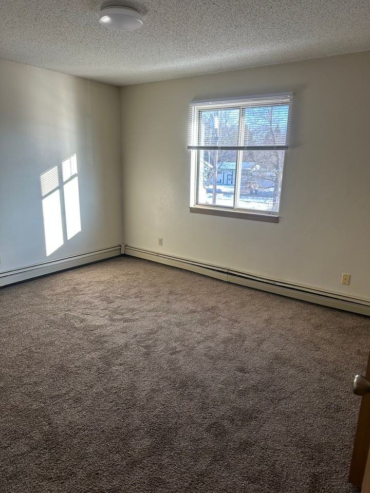 503 15th Ave Se #301 - Photo 7 of 7