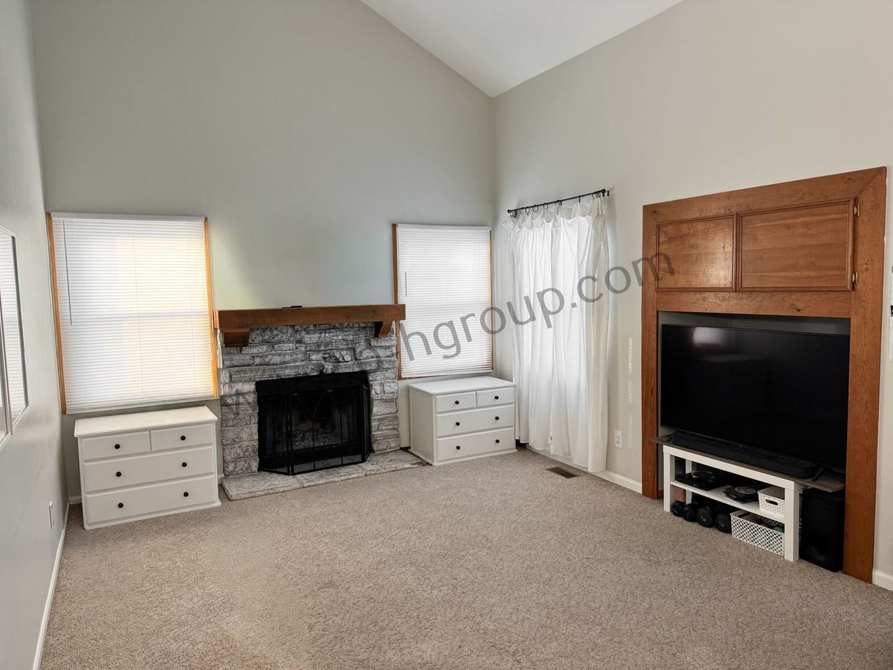 9700 64th St - Photo 4 of 26