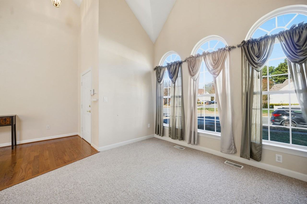 3936 Quailshire Ln - Photo 5 of 44