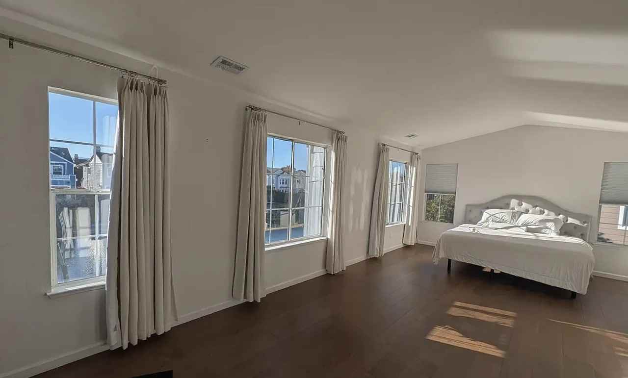 246 Biarritz Ct - Photo 7 of 13