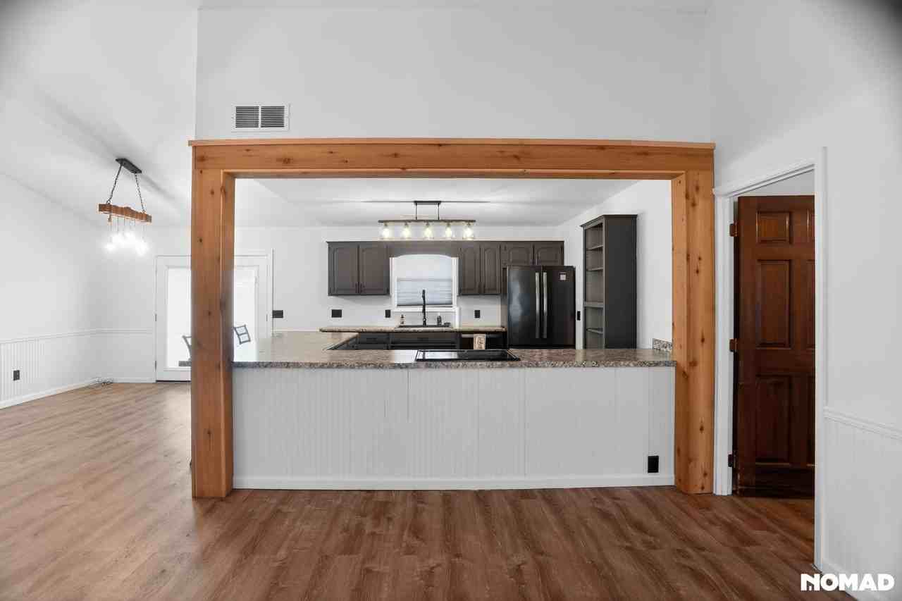 7219 Good Hope Rd - Photo 4 of 32