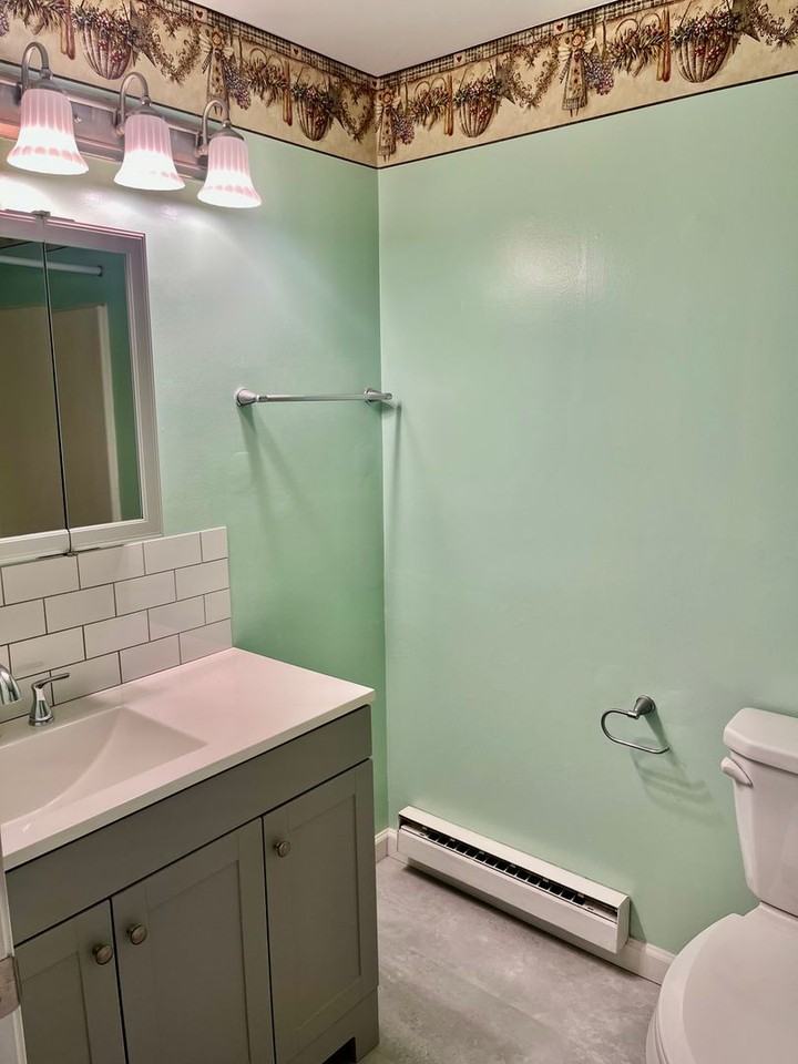 8430 Fathom Dr - Photo 6 of 19