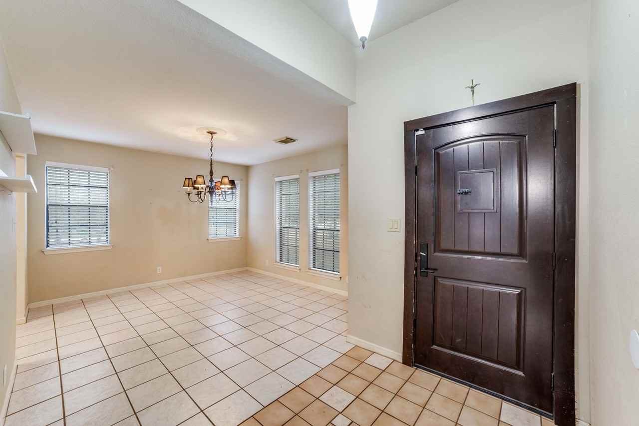 14911 Tamaron Pass - Photo 6 of 36