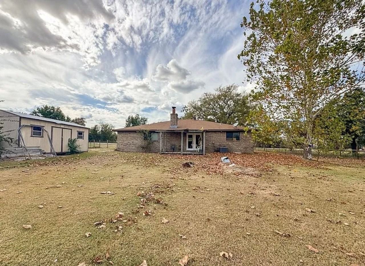 18 Sutterfield Ln - Photo 2 of 20