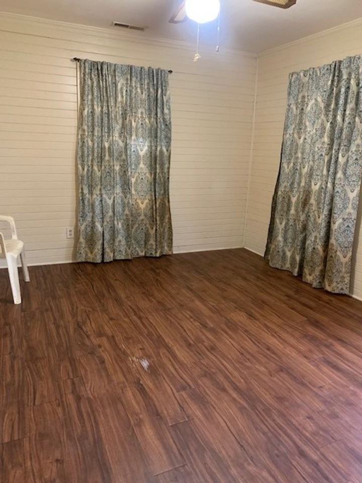 312 E Balfour Ave - Photo 3 of 11